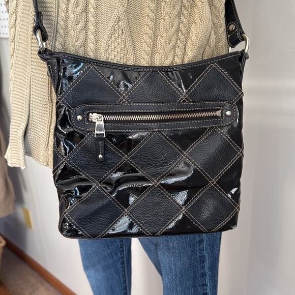 Tignanello Black Diamond Pattern Leather Crossbody 9"x9"x2" - Picture 2 of 6